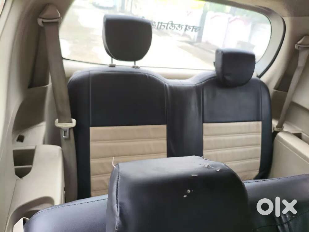 Maruti Suzuki Ertiga 2012