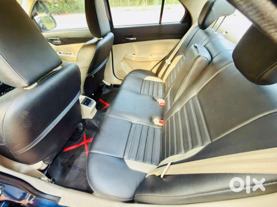 Maruti Suzuki Dzire Vxi Ags, 2022, Petrol