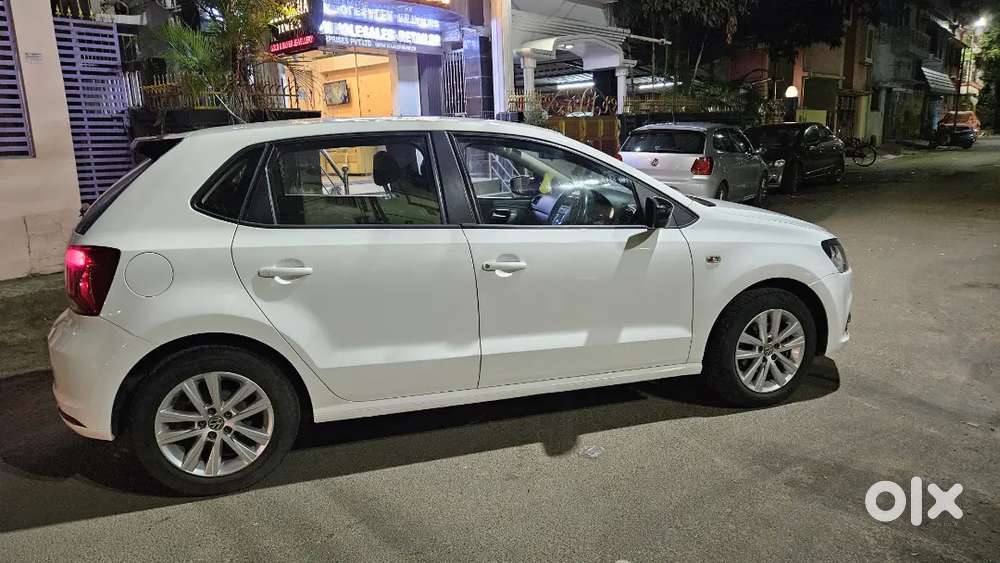 Volkswagen Polo Gt Tsi
Its 1.2l Dsg Gearbox
 2015 Petrol 88000 Km