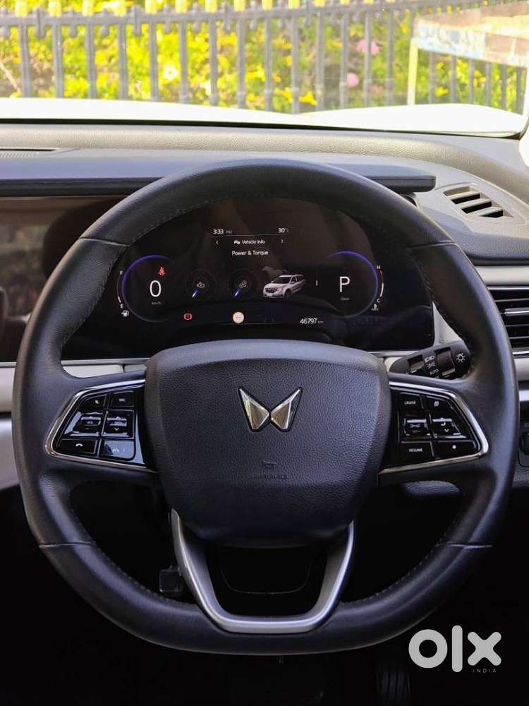 Mahindra Xuv700 2.2 Ax 7 Diesel At Luxury Pack Str, 2024, Diesel