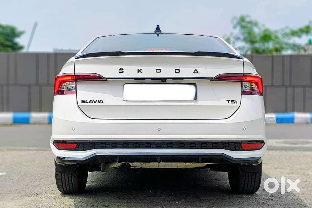 Skoda Slavia Ambition 1.0l Tsi At, 2025, Petrol
