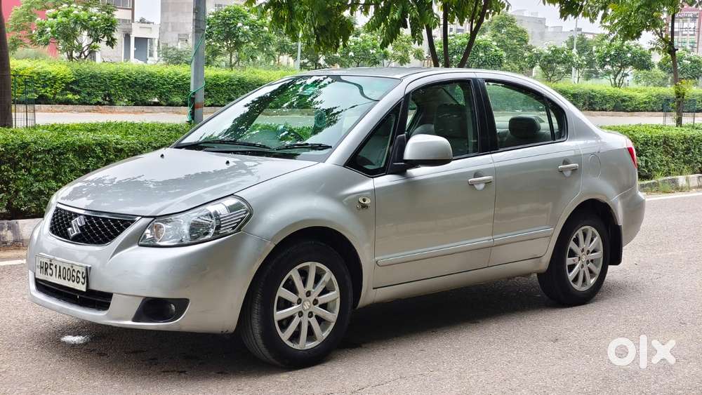 Maruti Suzuki Sx4 Zxi Mt Bsiv, 2011, Petrol