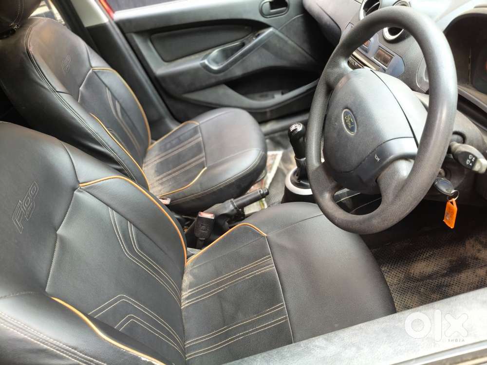 Ford Figo, 2014, Petrol