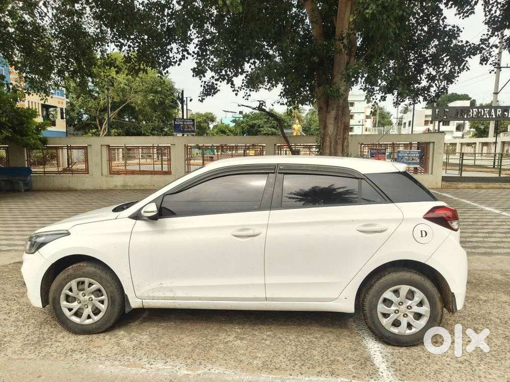 Hyundai I20 Petrol Cvt Magna Executive, 2017, Diesel