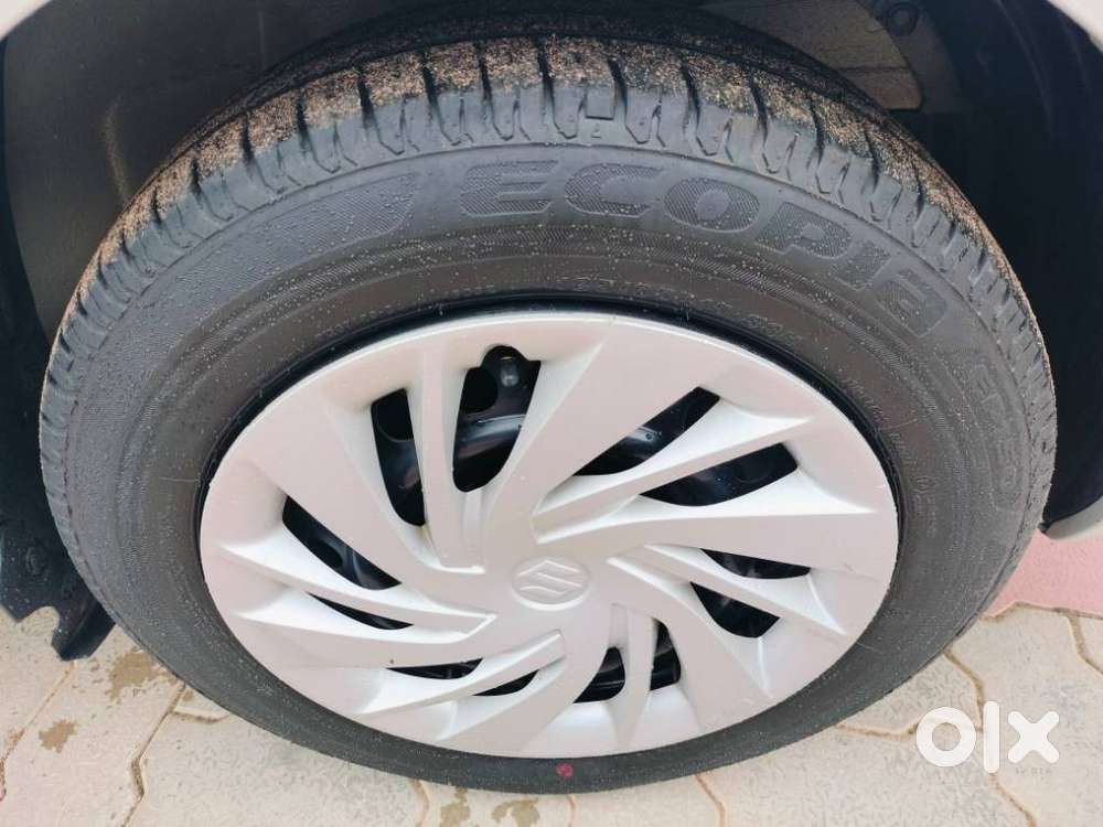 Maruti Suzuki Ertiga 1.5 Vxi, 2021, Petrol