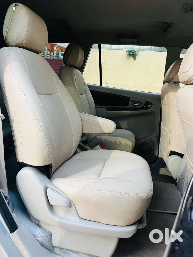 Toyota Innova 2.5 Z Diesel 7 Seater, 2014, Diesel