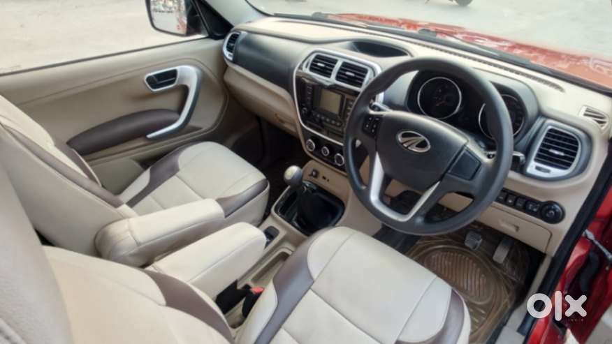 Mahindra Tuv 300 Mhawk100 T8 Dual Tone, 2017, Diesel