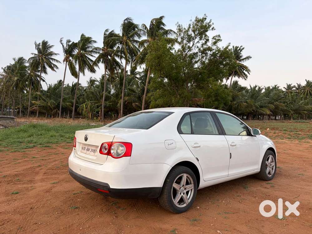Volkswagen Jetta, 2011, Petrol