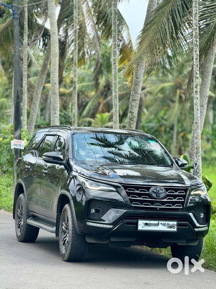 Toyota Fortuner 2022 Diesel Well Maintained