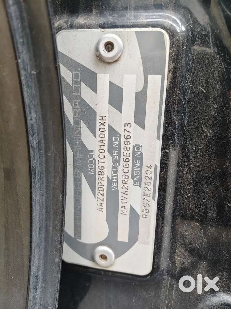 Mahindra Kuv 100 2016 Petrol 70000 Km Driven