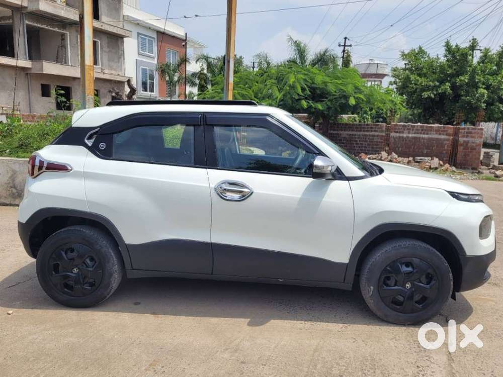 Tata Punch, 2023, Petrol