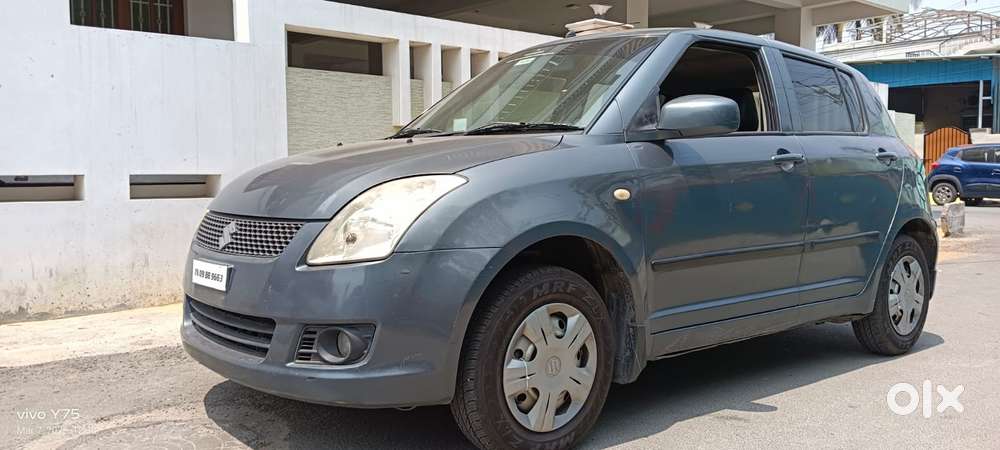 Maruti Suzuki Swift Lxi Option, 2009, Petrol