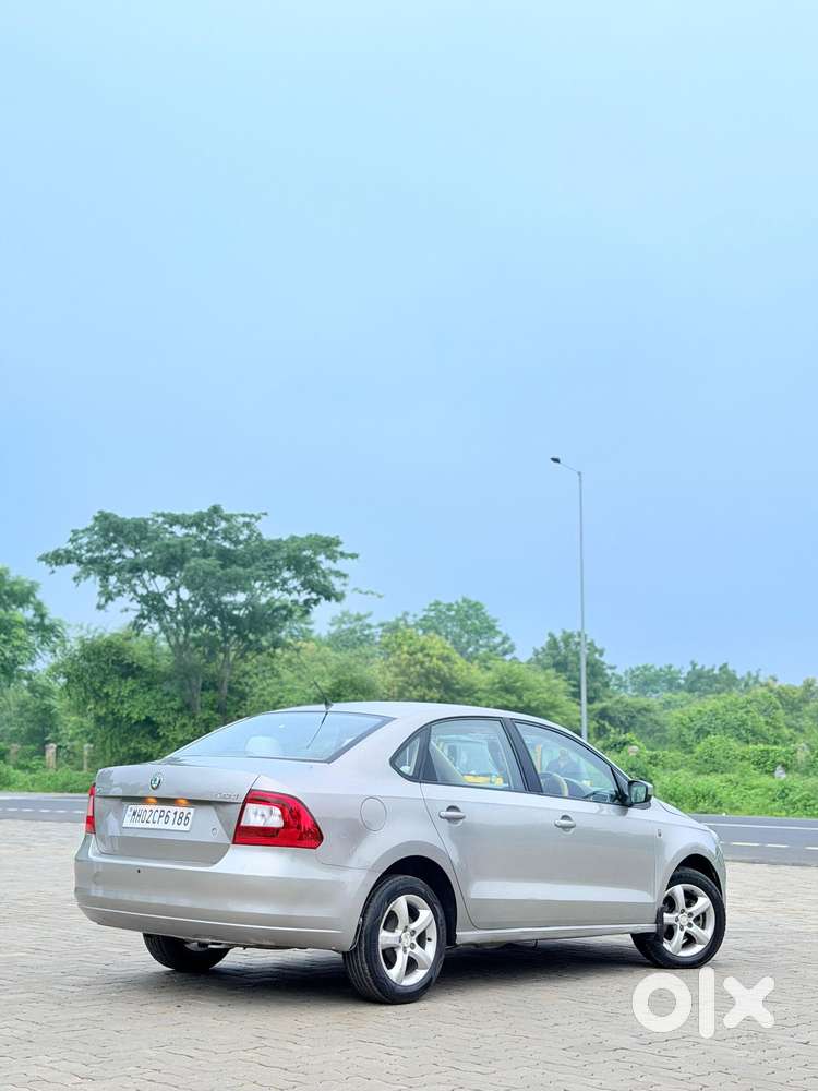 Skoda Rapid 1.6 Mpi At Elegance, 2012, Petrol