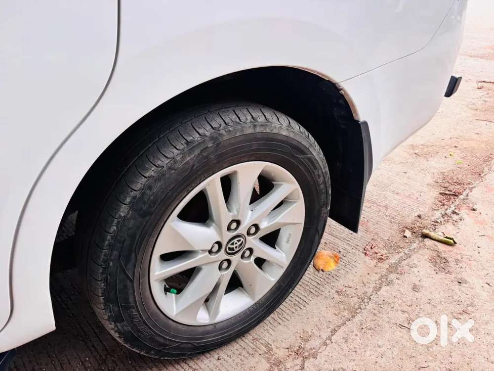 Toyota Innova Crysta 2018 Diesel Manual