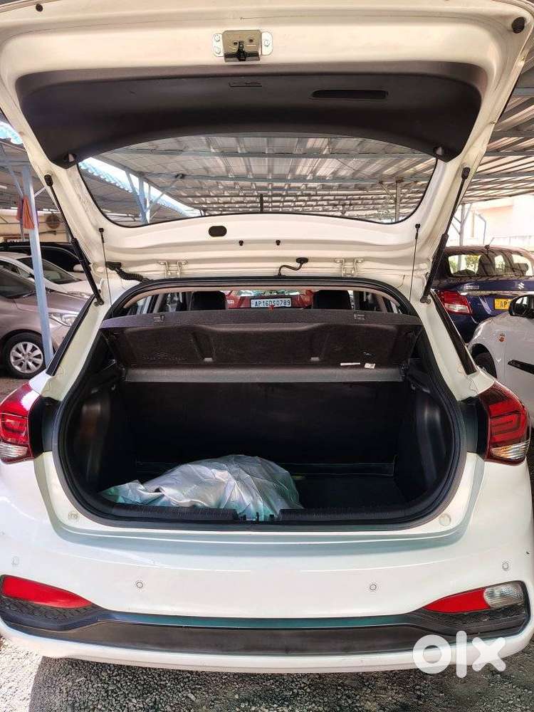 Hyundai I20 Petrol Asta, 2019, Petrol