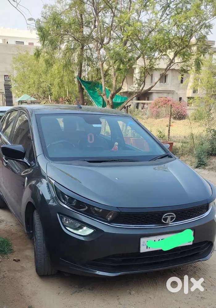Tata Altroz Top Model With Cruize Control