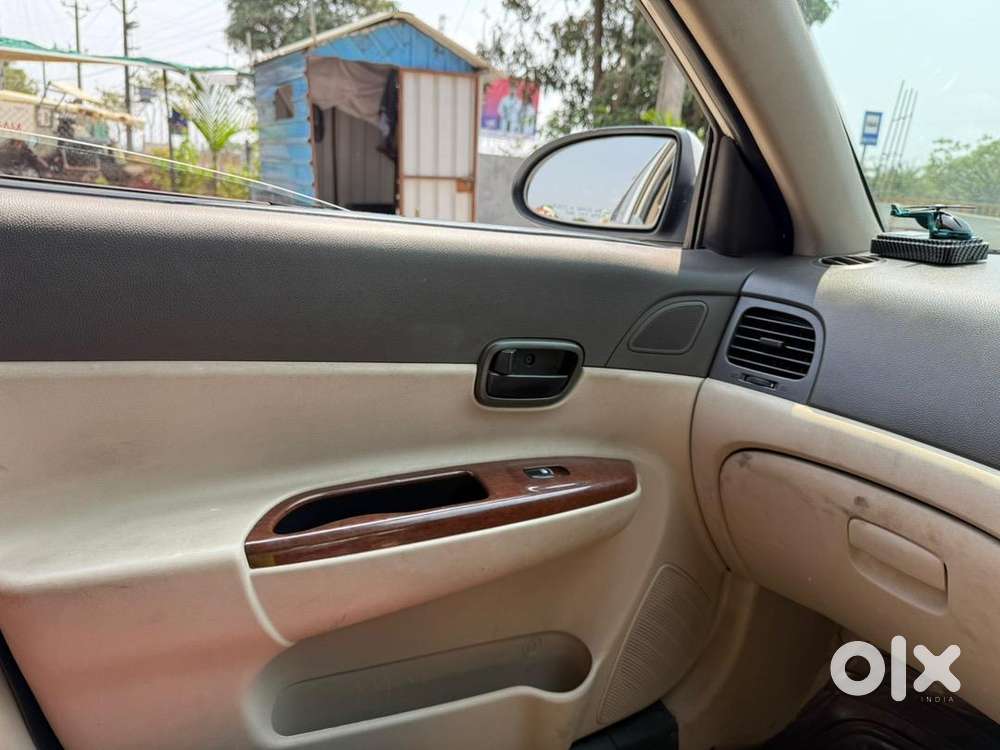 Hyundai Verna 2010 Diesel Well Maintained