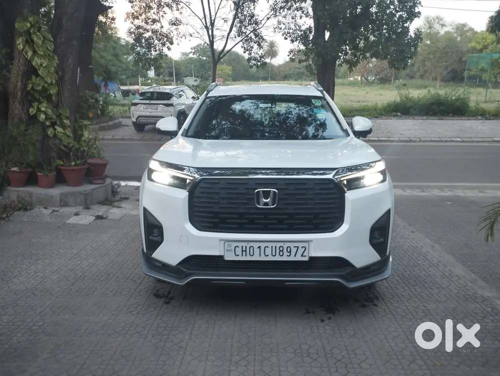 Honda Elevate Zx Cvt (automatic) 2023 Petrol 35000 Kms. First Owner