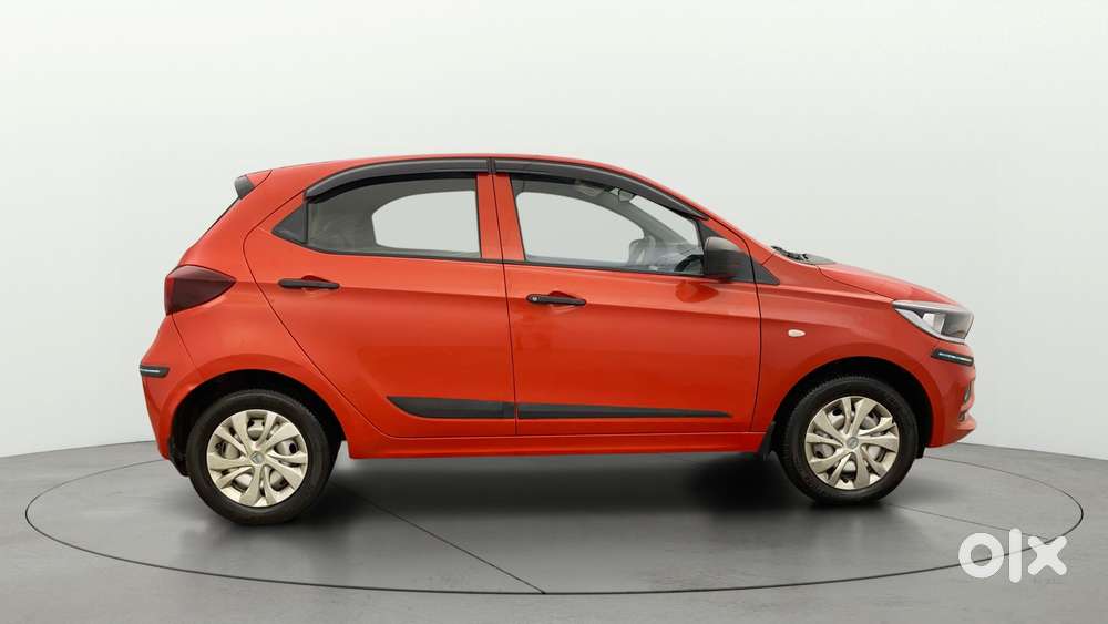 Tata Tiago Xe, 2021, Petrol