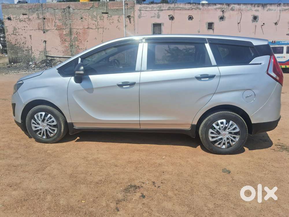 Mahindra Marazzo M2, 2019, Diesel