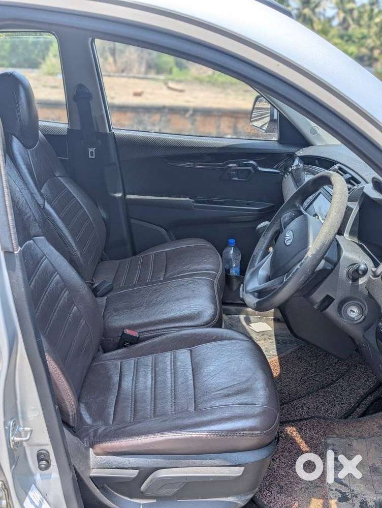 Mahindra Kuv 100 K8 5str, 2018, Petrol