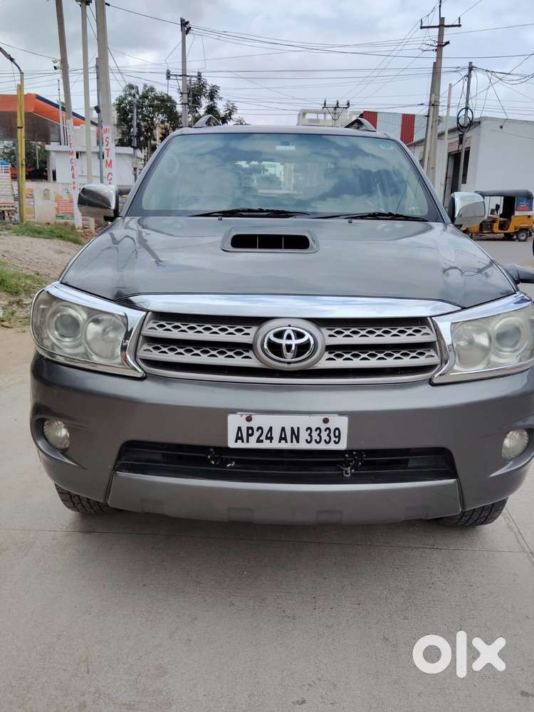 Toyota Fortuner 3.0 Diesel, 2011, Diesel