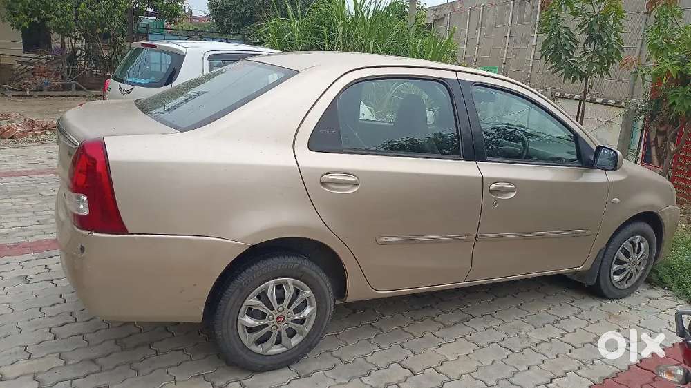 Toyota Etios [2010-2012] 2012