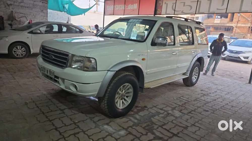 Ford Endeavour 2007