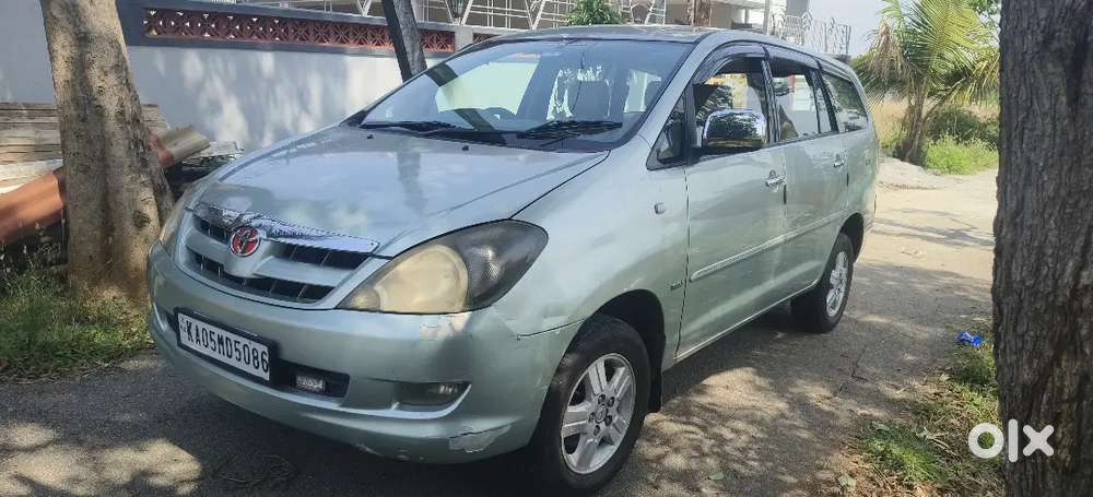 Toyota Innova 2006