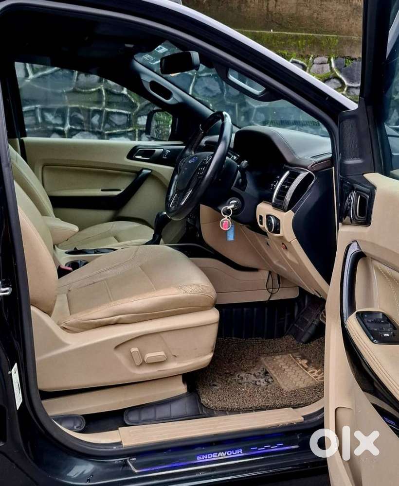 Ford Endeavour 3.2 Titanium At 4x4, 2017, Diesel