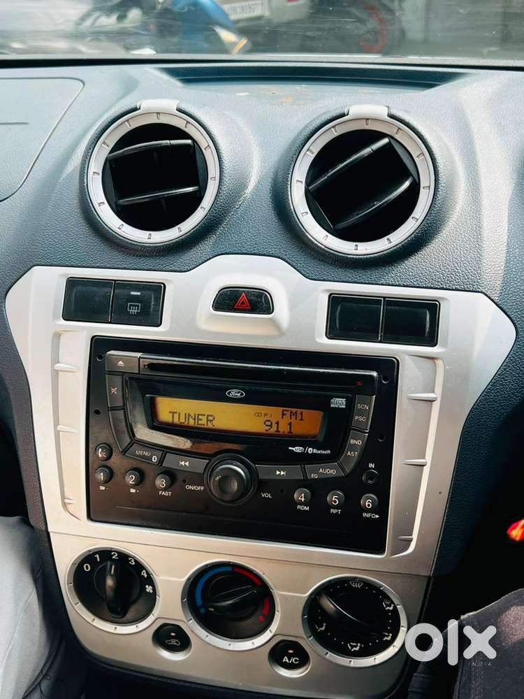Ford Figo Petrol 2013