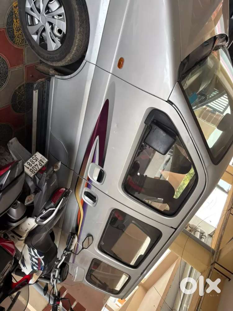 2013 Maruti Suzuki Eeco