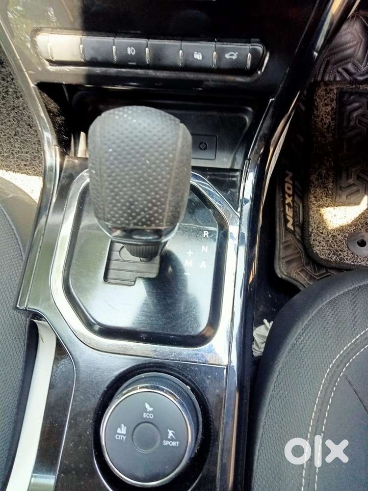 Tata Nexon Amt Xza Plus, 2023, Petrol