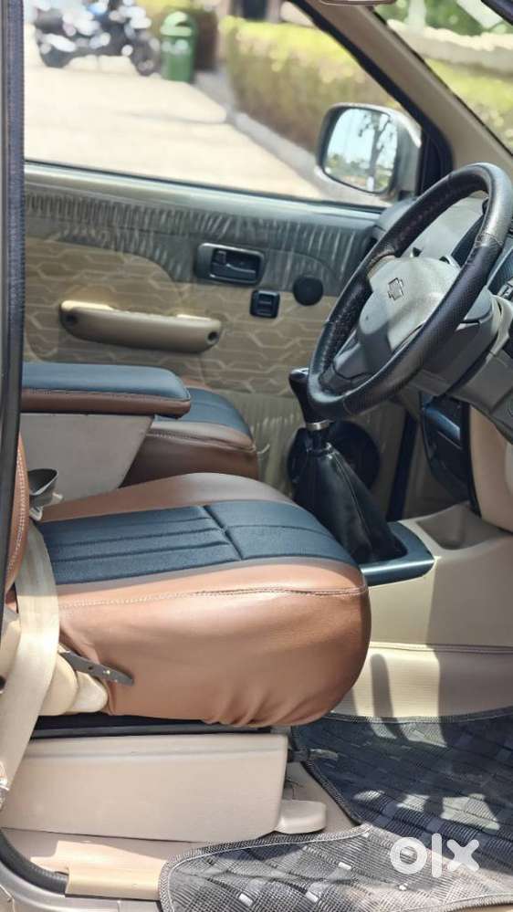 Chevrolet Tavera, 2015, Diesel