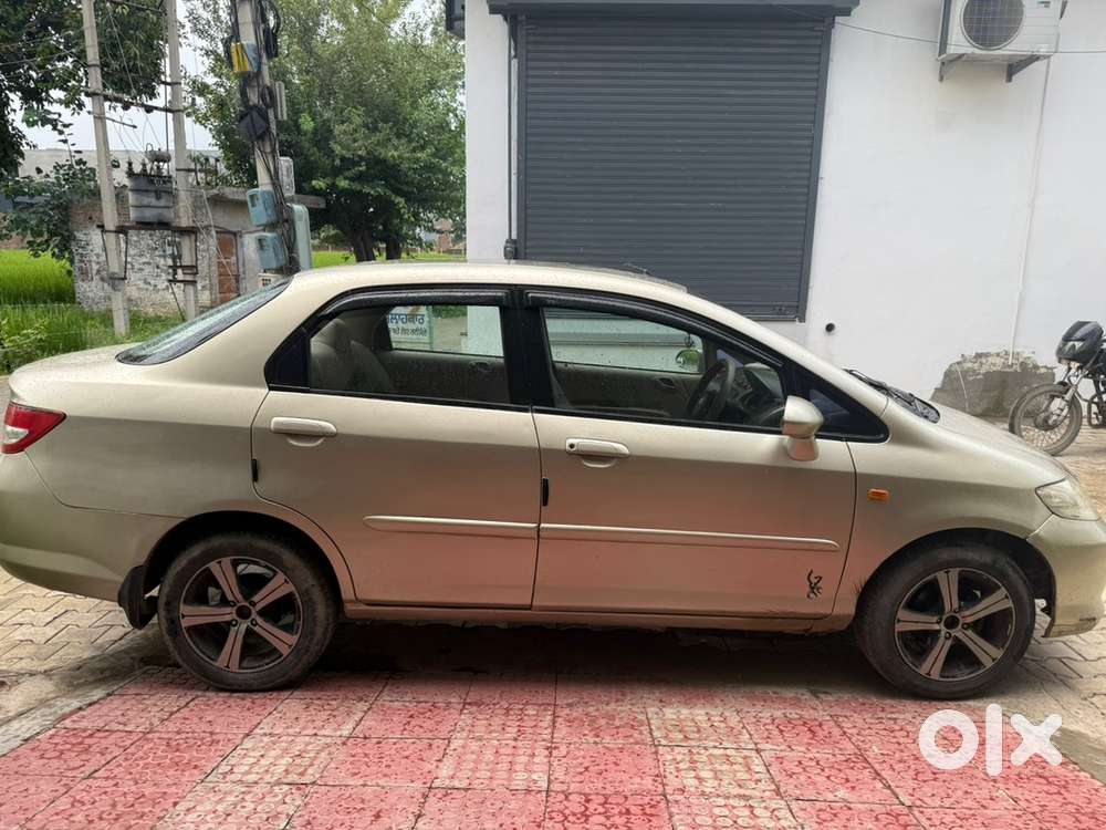 Honda City Petrol 2004