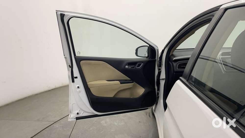 Honda City 1.5 V 4th Gen I-vtec Mt, 2022, Petrol