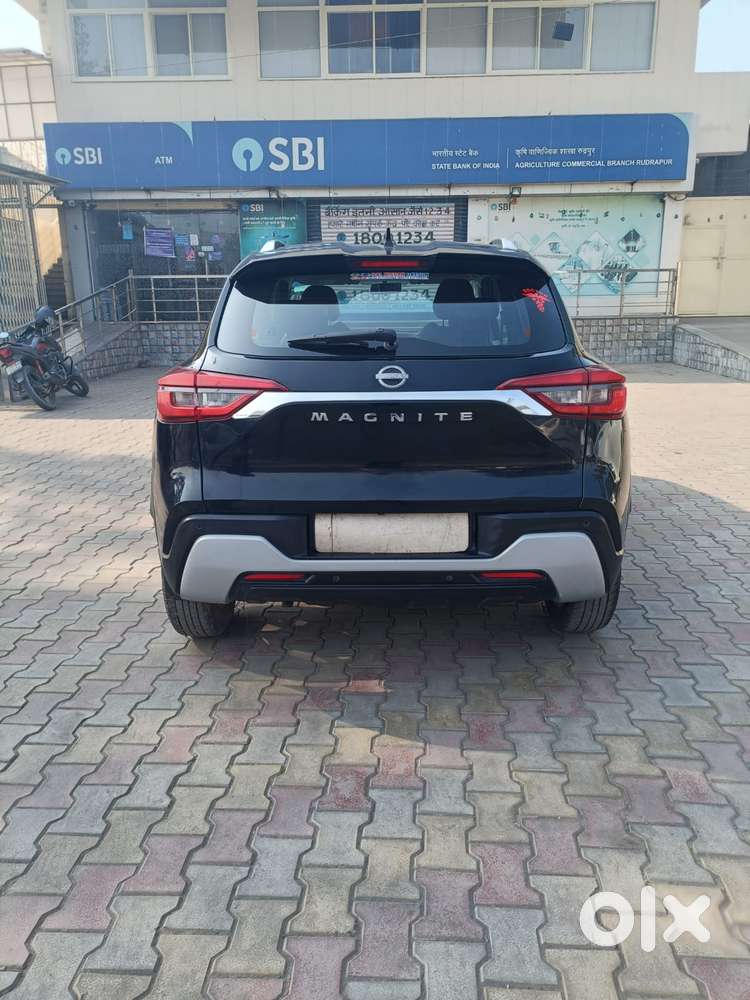 Nissan Magnite 1.0 Xv, 2023, Petrol