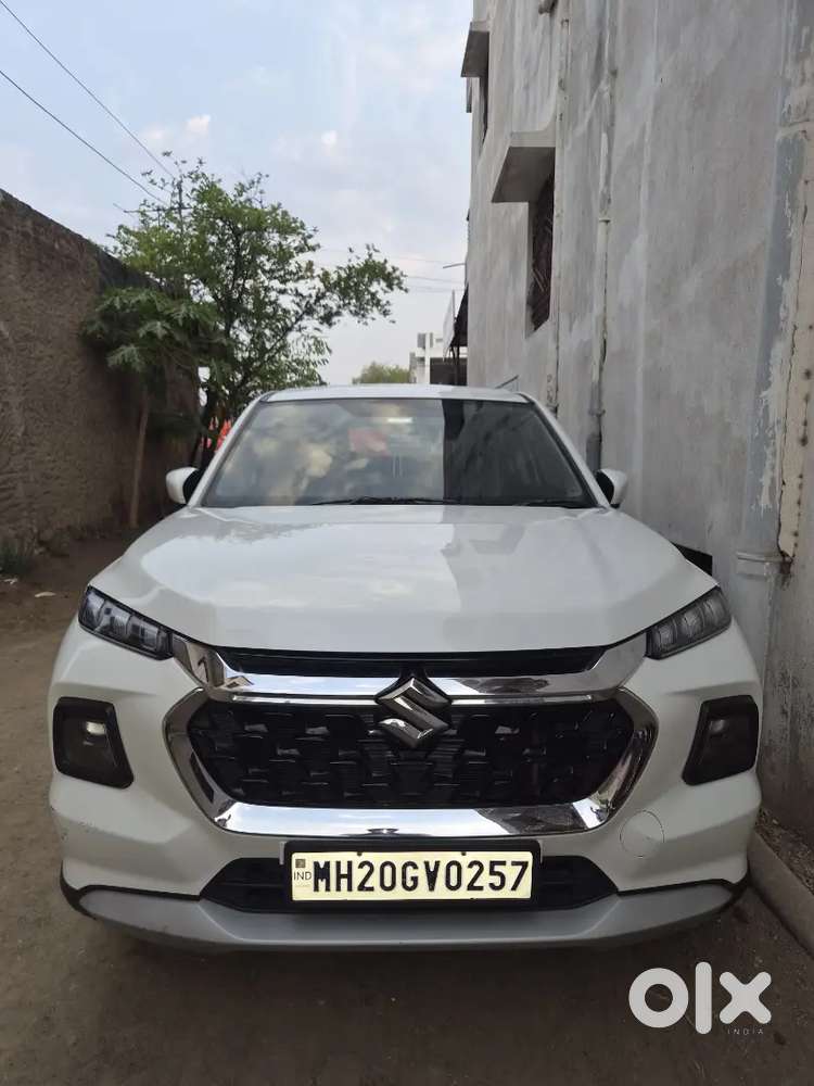 Maruti Suzuki Grand Vitara 2024 Petrol Well Maintained