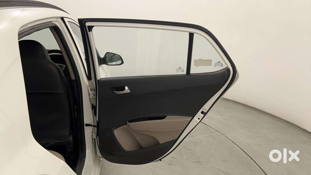 Hyundai Grand I10 1.2 Kappa Sportz, 2016, Petrol