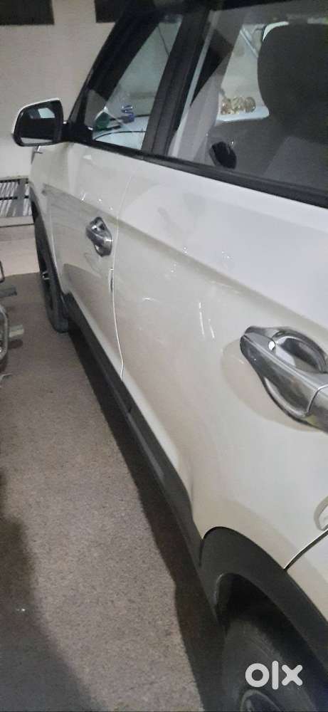Creta White Colour