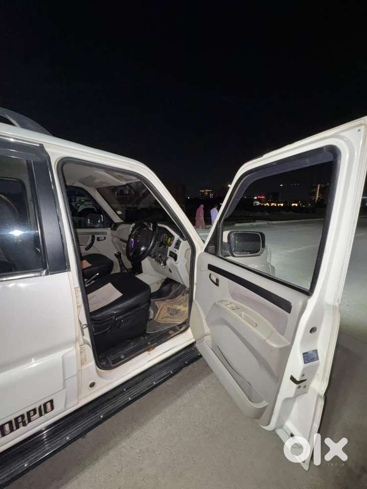 Mahindra Scorpio S6+ Converted To S11