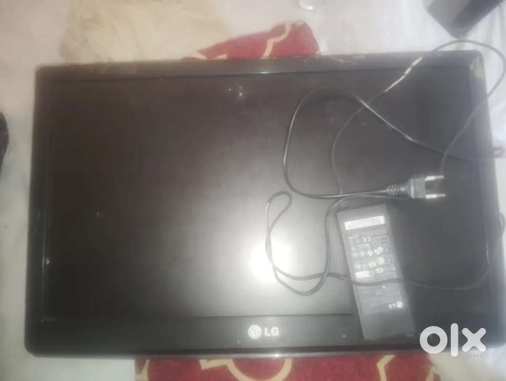 Display khud dalwani padegi