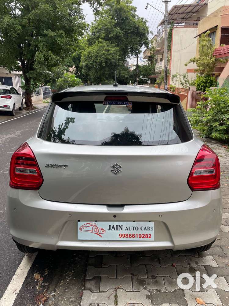 Maruti Suzuki Swift Vxi + Manual, 2023, Petrol