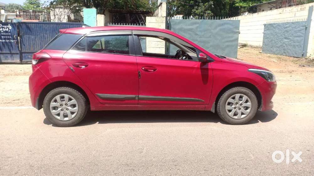 Hyundai I20 Sportz 1.2 Bs-iv, 2017, Petrol