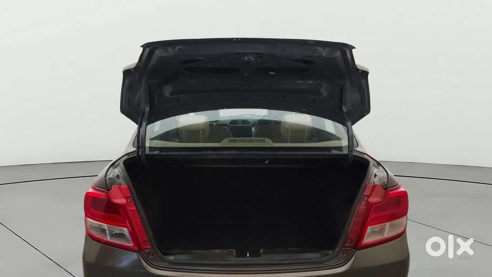 Maruti Suzuki Swift Dzire Amt Vxi, 2018, Petrol