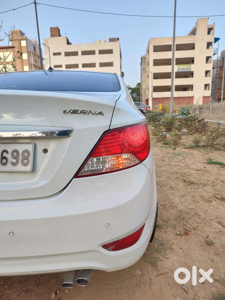 Hyundai Verna Vtvt 1.6 Sx, 2012, Petrol