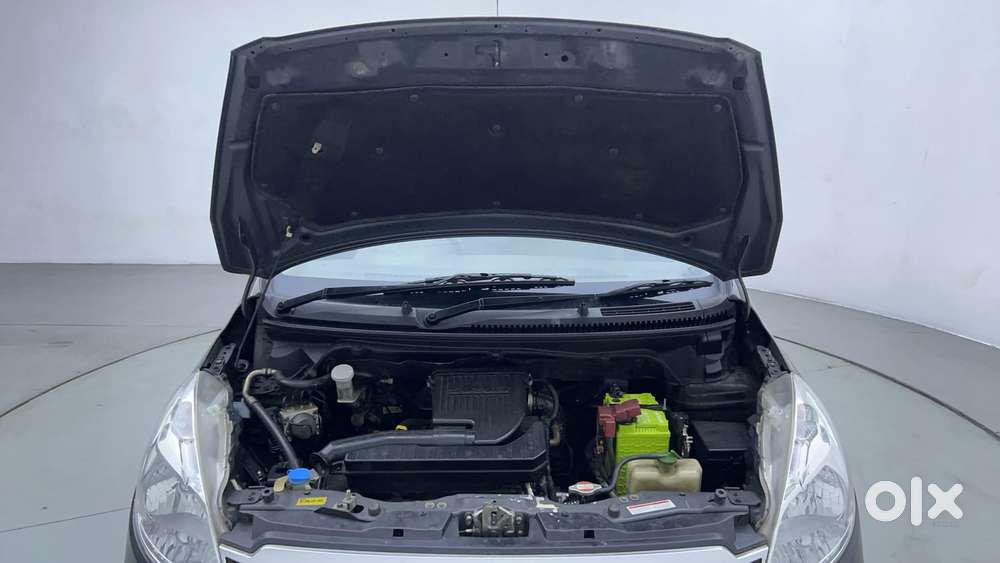 Maruti Suzuki Ertiga Vxi At, 2016, Petrol