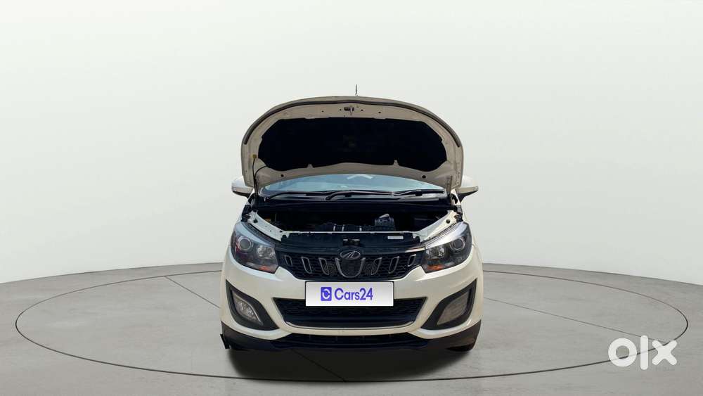 Mahindra Marazzo M8, 2018, Diesel