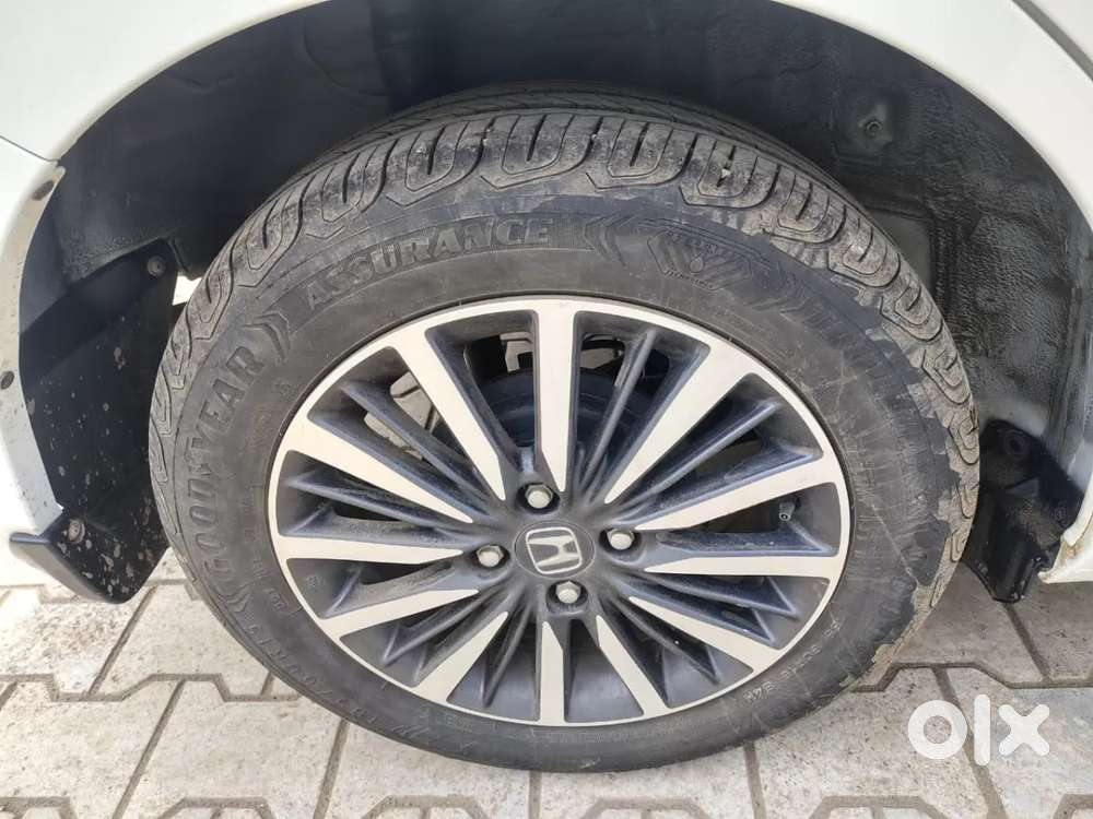Honda Amaze, 2024, Petrol