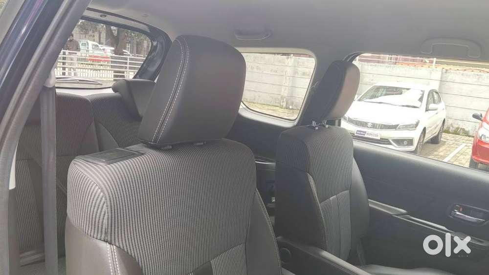 Maruti Suzuki Xl6 1.5 Zeta At, 2024, Petrol